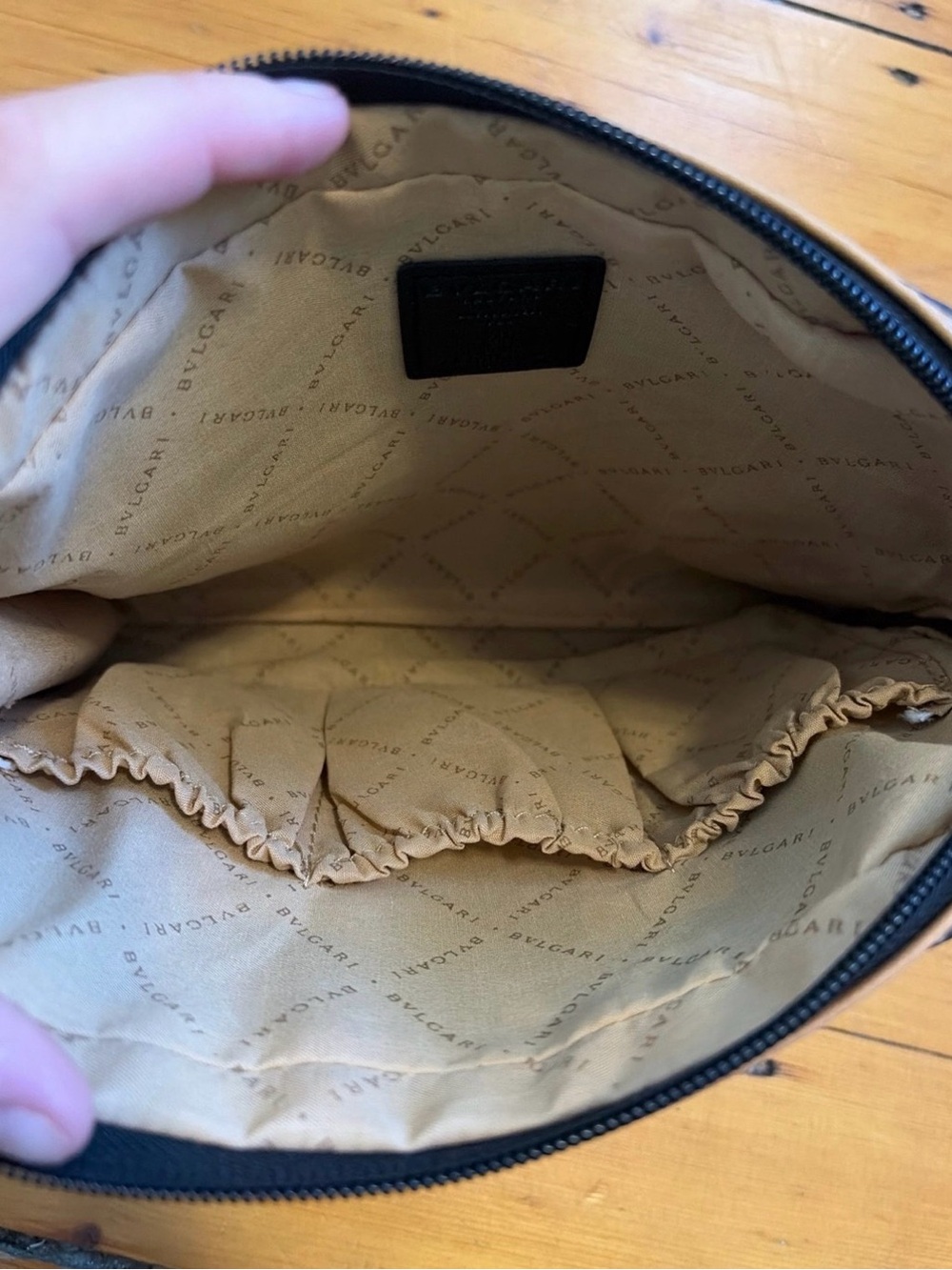 Toiletry Bag - Picture 4 of 7